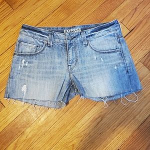 Women's Express Light Denim Short Size 4